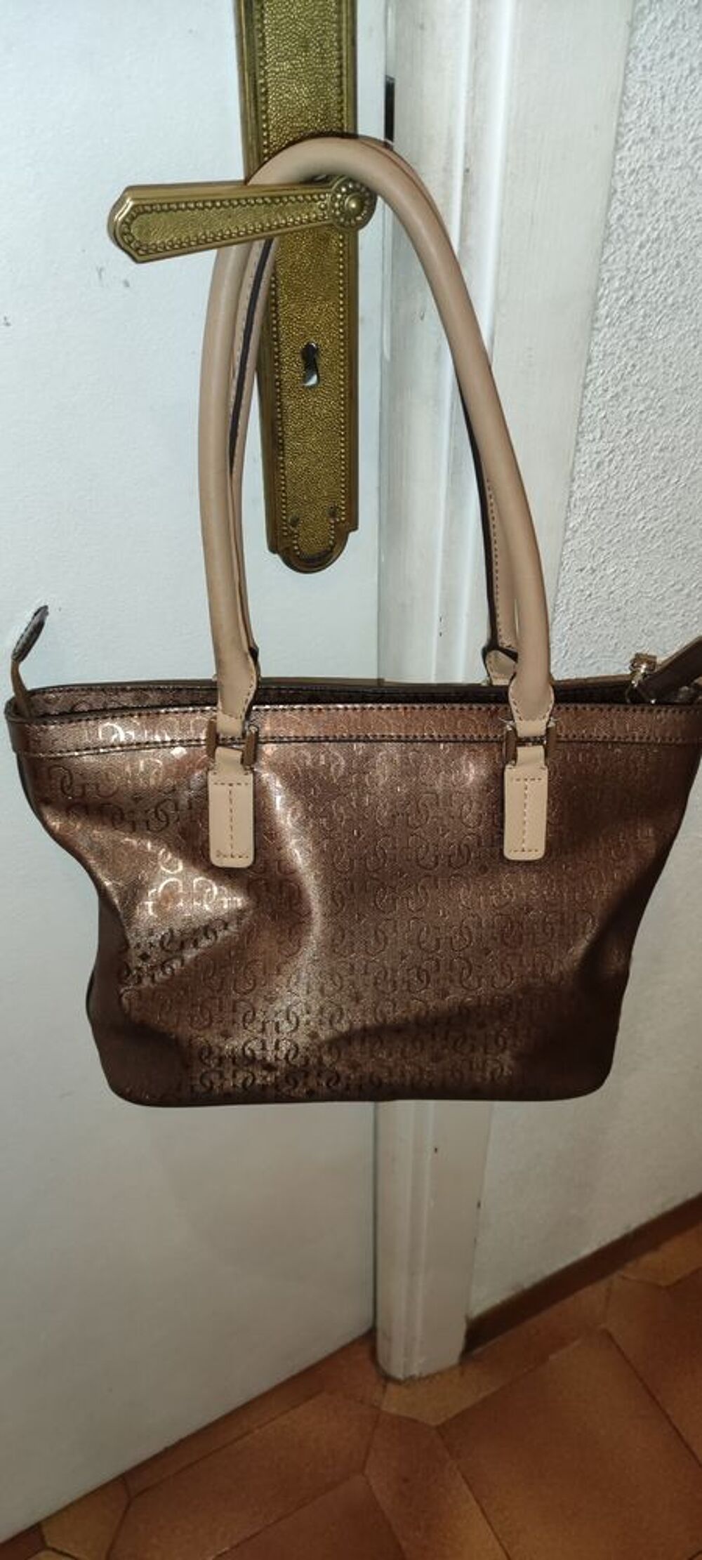 Sac bandouli&egrave;re Guess Maroquinerie