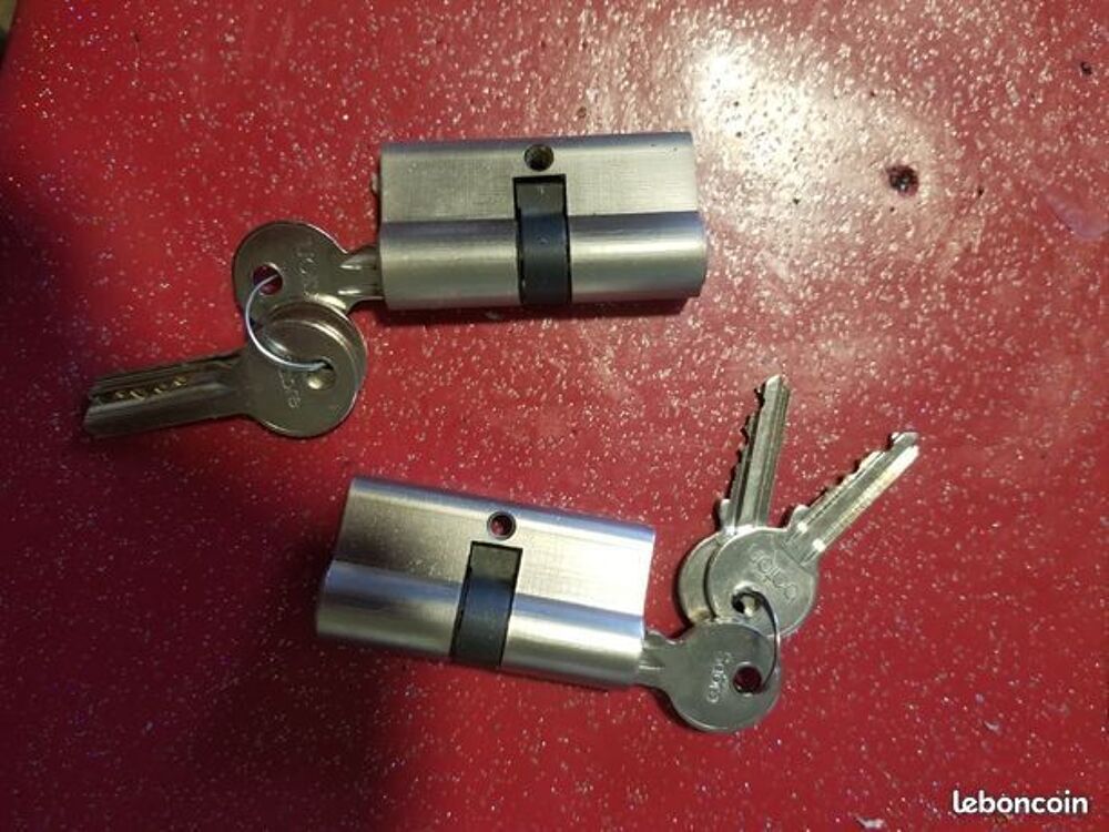2 cylindres de serrure avec 3 cl&eacute;s +2 serrure +2 Loquet Bricolage