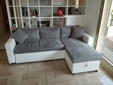 Canap d'angle convertible TBE 3 places 250 Nice (06)
