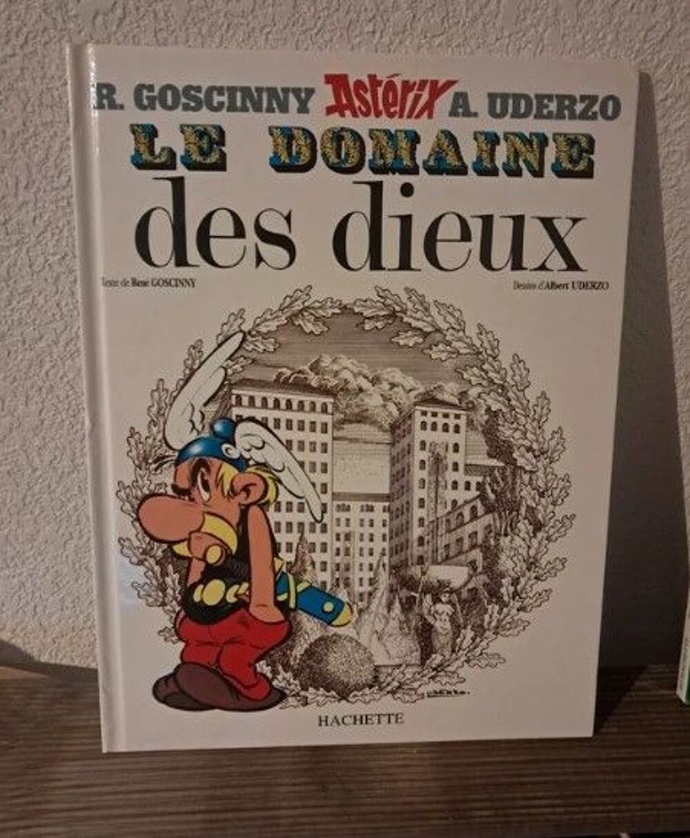 BD Ast&eacute;rix Le Domaine des Dieux Livres et BD