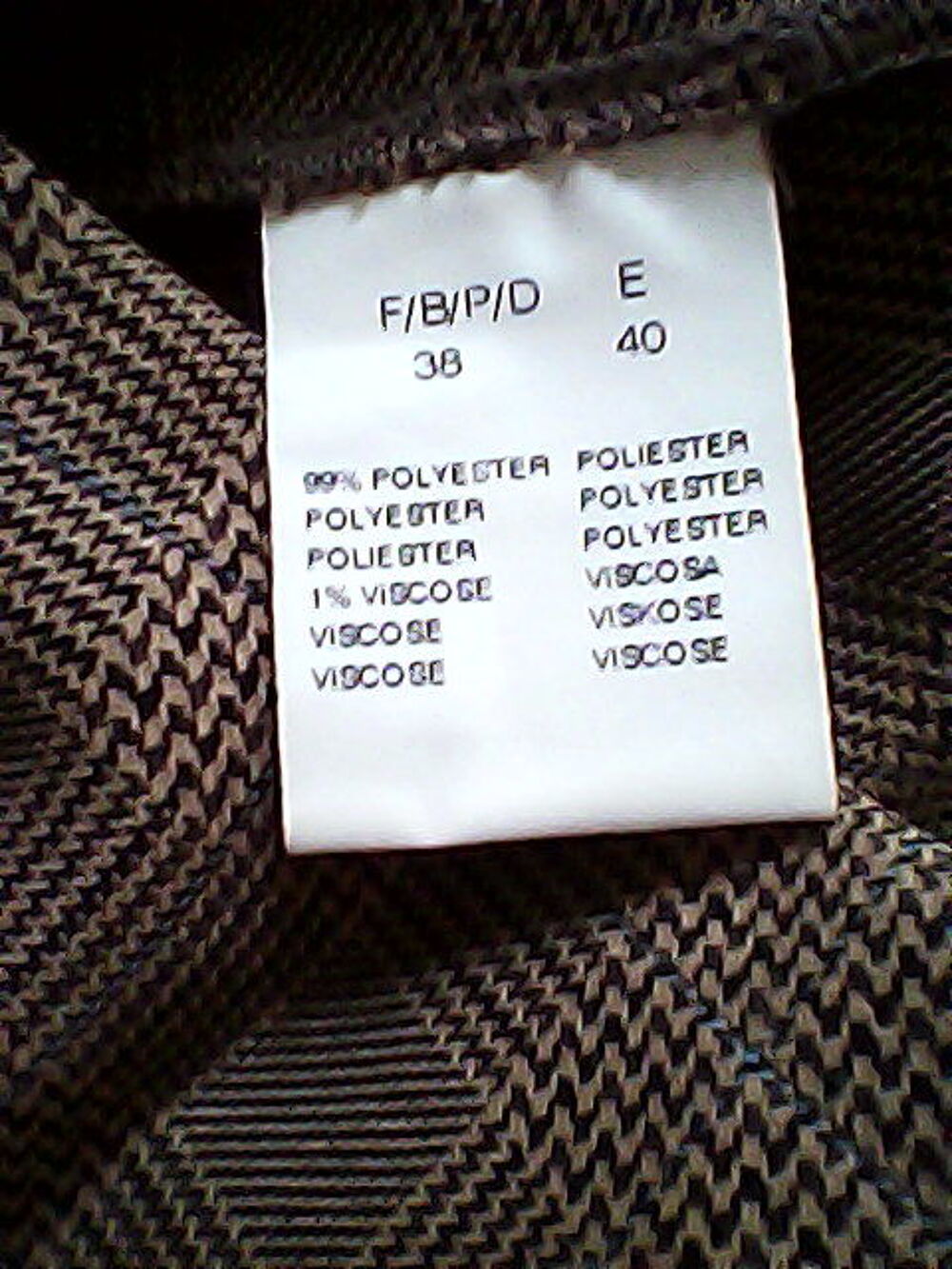 Petite veste originale, Vêtements