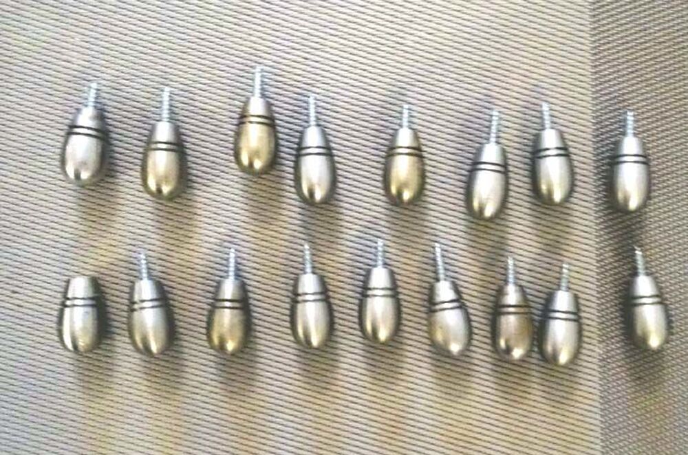 Bouton de meuble, acier inox bross&eacute;e, lot de 17, TBE Décoration