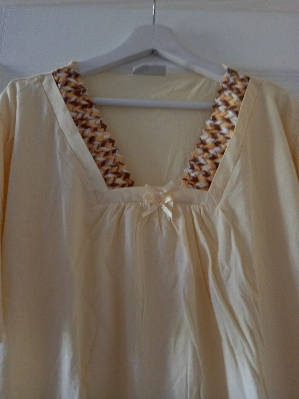 Chemise de nuit manches courtes jaune Giani Perroti taille L Vêtements