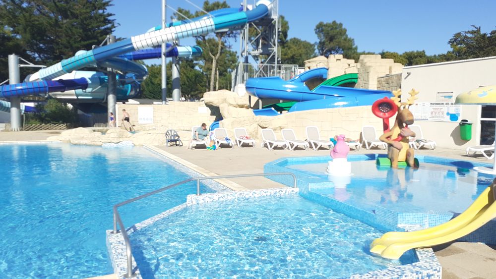   MOBIL HOME SUR CAMPING 4 ETOILES Pays de la Loire, Saint-Hilaire-de-Riez (85270)