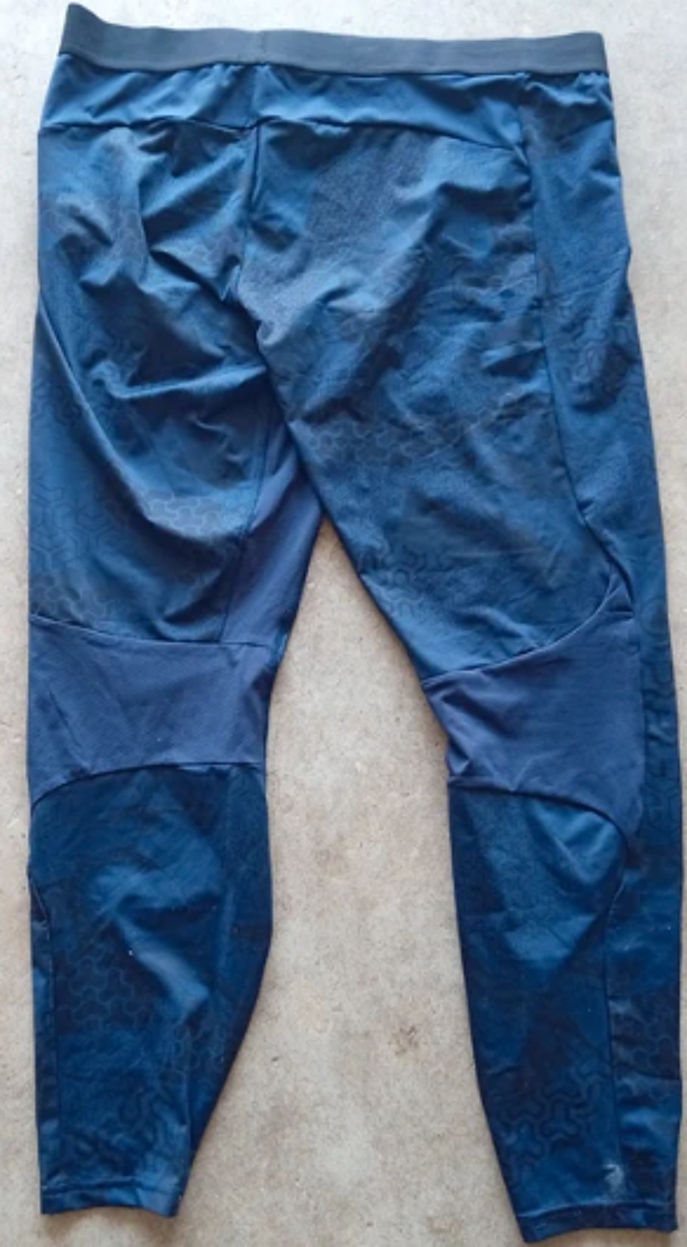 Decathlon - Taille XL (W38 L31) - Bleu motif g&eacute;om&eacute;trique Vêtements