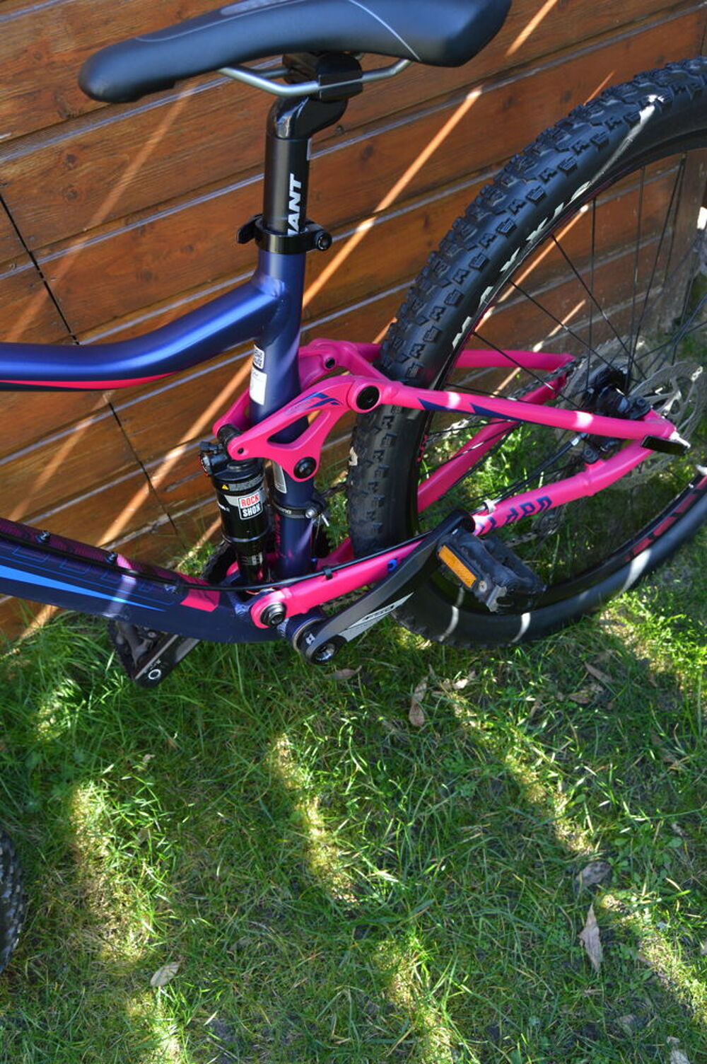 v&eacute;lo VTT giant 27.5 Vélos