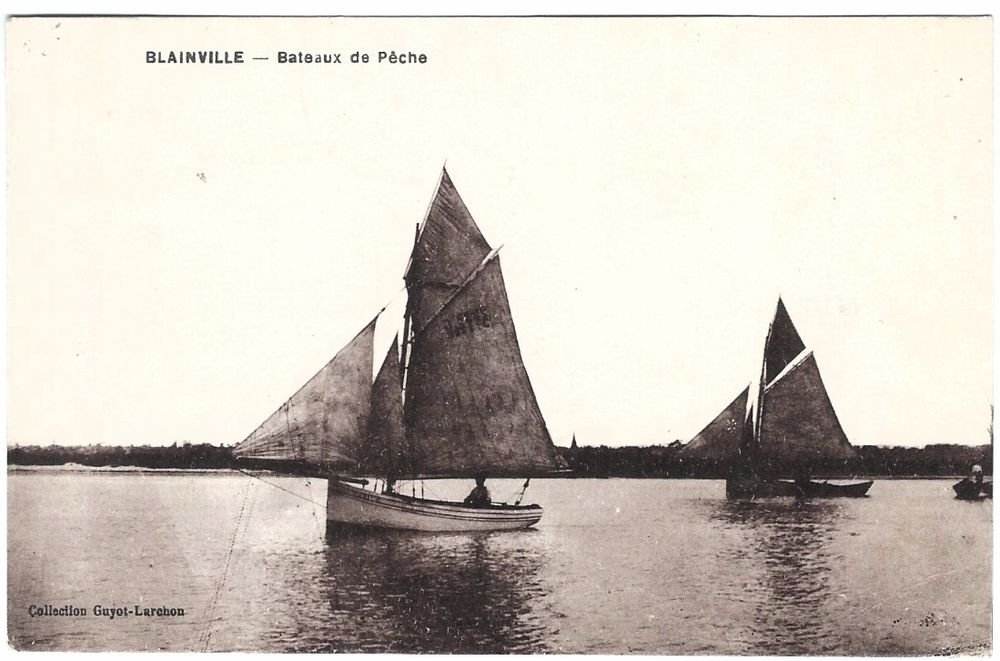 CPA anim&eacute;e : bateaux de p&ecirc;che &agrave; BLAINVILLE 