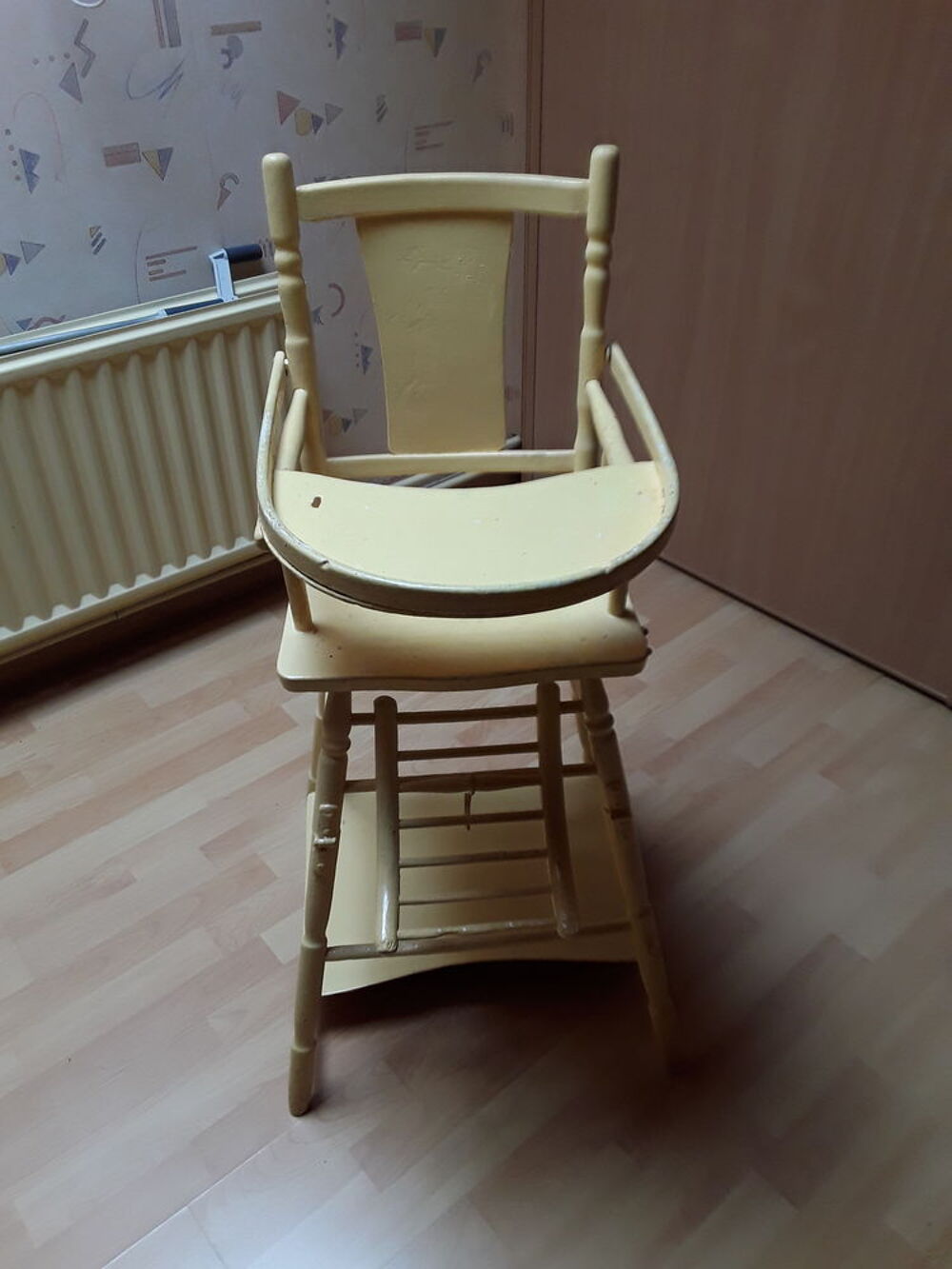 Chaise haute de table pour bebe en bois vintage de 1940 Puriculture