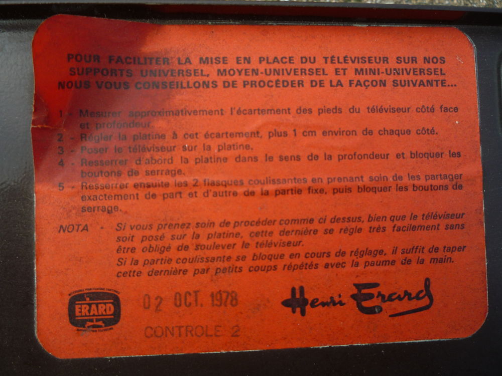 Table t&eacute;l&eacute; r&eacute;glable largeur hauteur/amovible Meubles