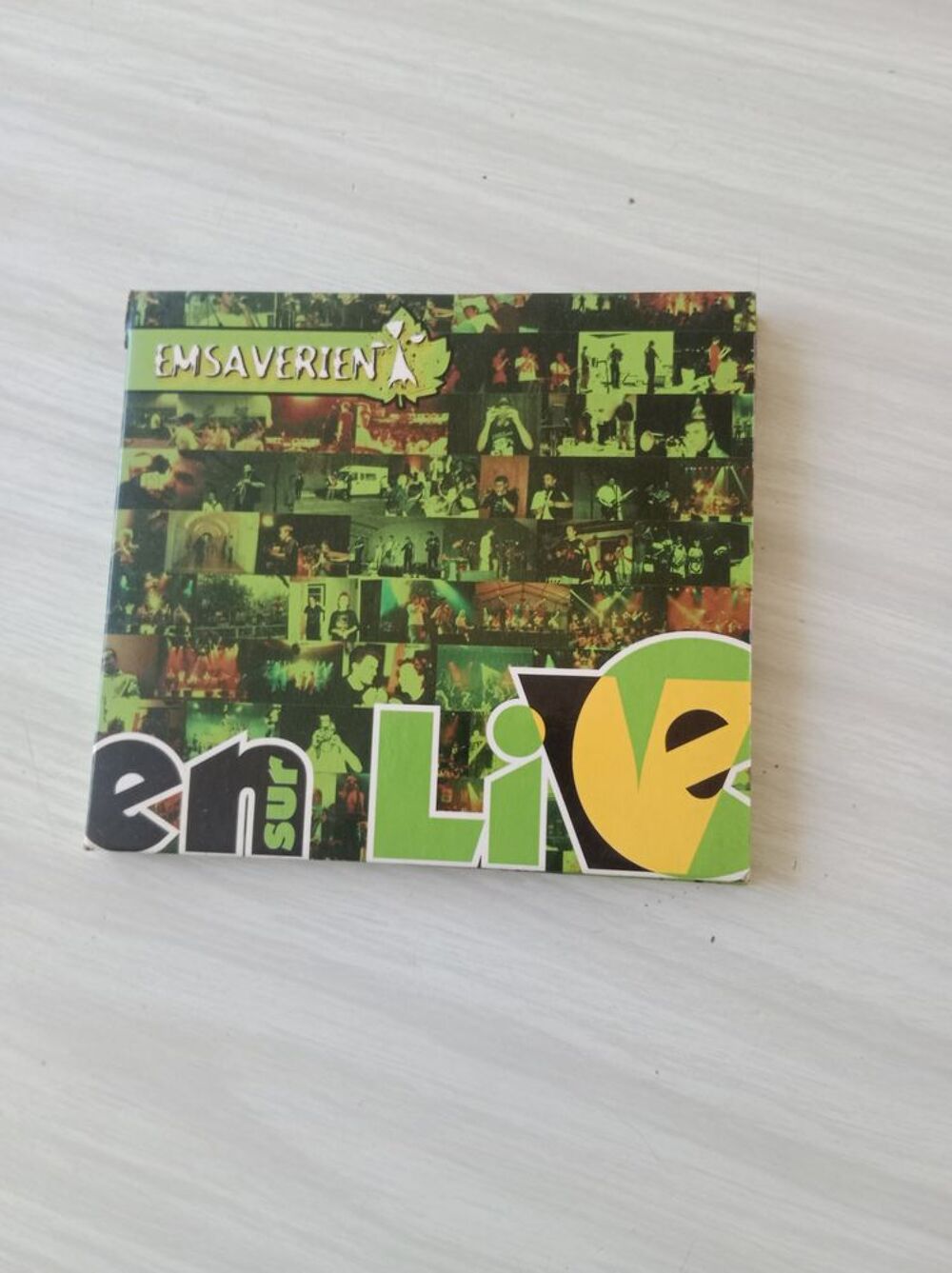 Cd EMSAVERIEN Live CD et vinyles