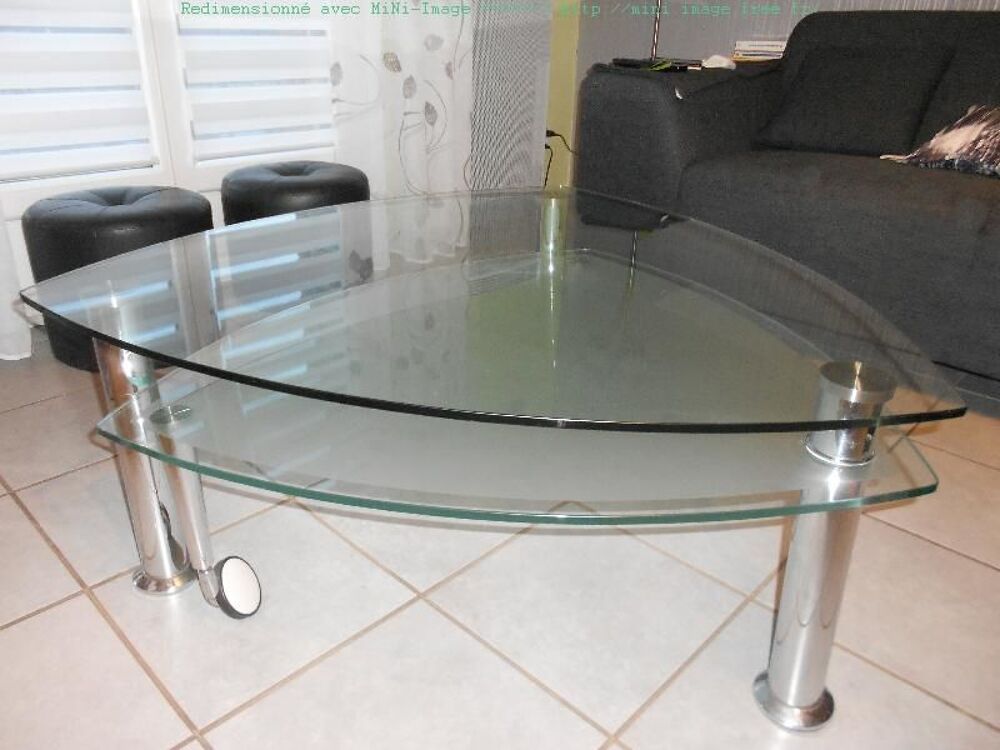 TABLE BASSE DE SALON EN VERRE TREMPE ( prix 65 € ) Meubles