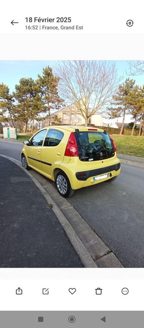 Peugeot 107 1.0e 12V 68ch BLUE LION Urban