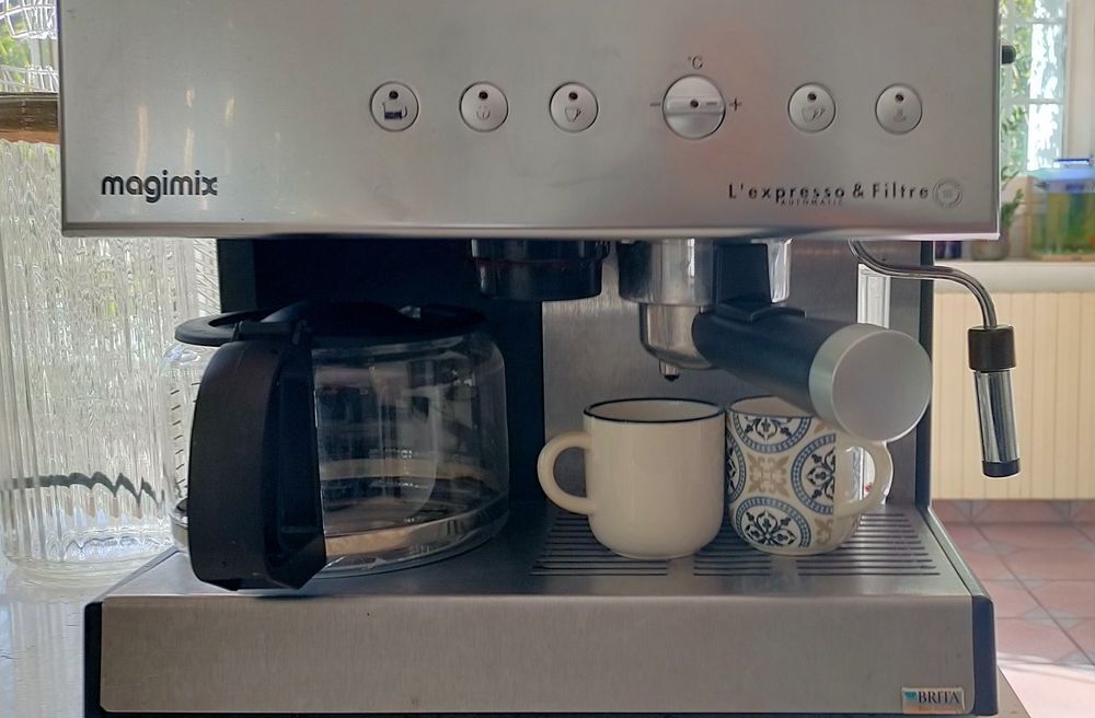 Cafeti&egrave;re filtre et expresso Magimix Electroménager