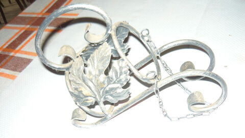 porte bouteille de vin pour le service en fer forg  12 Chtillon-en-Vendelais (35)