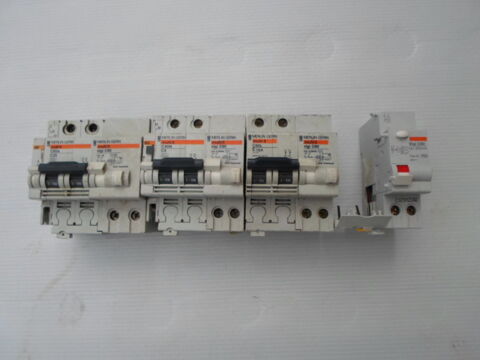 disjoncteurs diff�rentiels 300MA 5 Goincourt (60)