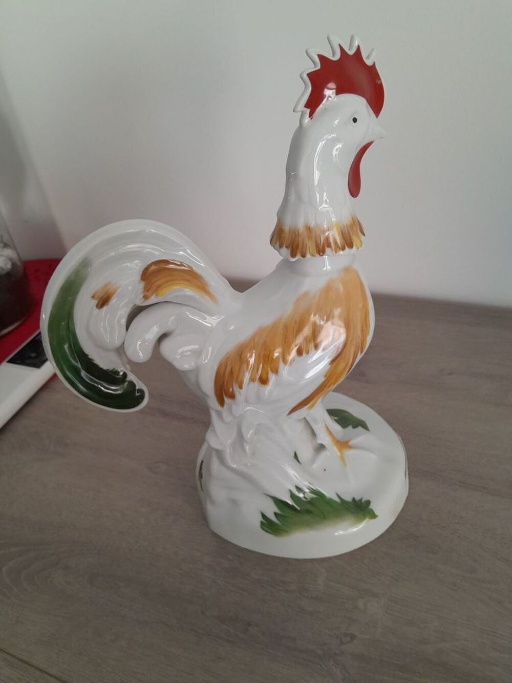 UN COQ EN PORCELAINE tel 0627473514 