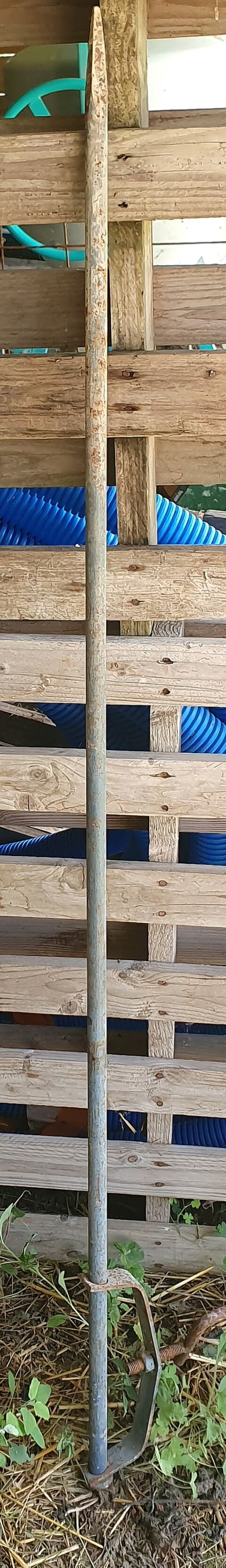 10 piquets d'implantation 150 Saint-Victor-de-Morestel (38)