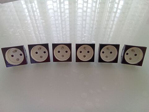 Prises femelles encastrables 6 Org�res (35)