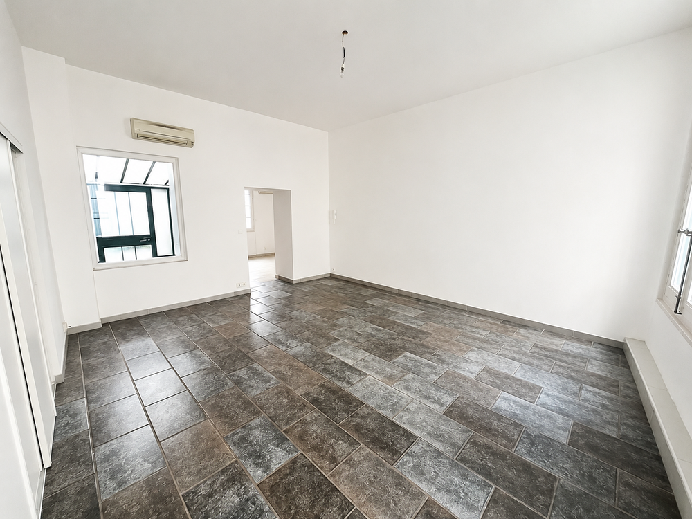 Vente Appartement Grand T2 en Rdc de 65 m2 Square de la Bouquerie Nîmes