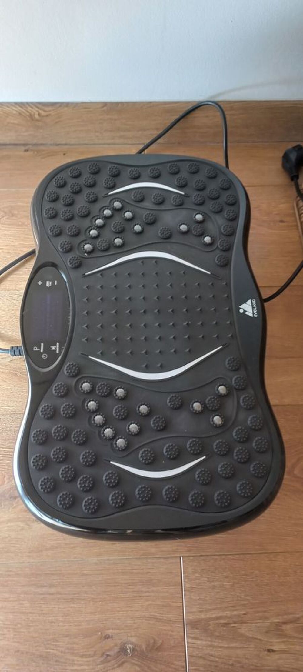Plateforme Vibrante pour affiner son corps Electroménager