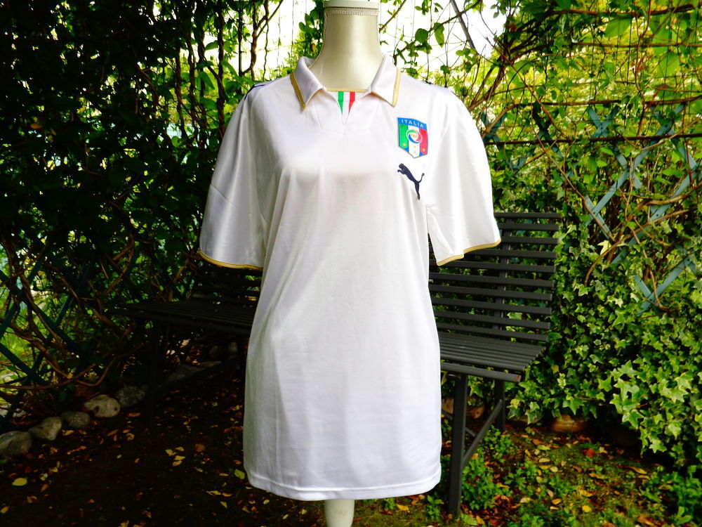 Maillot foot italia FIGC puma. Vêtements