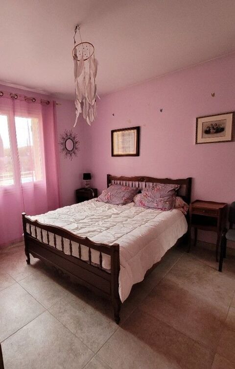 TABLE MONASTERE ET 6 CHAISES 600 Ch�teauneuf-les-Martigues (13)