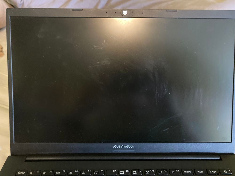 Asus VivoBook 14/15 Matériel informatique