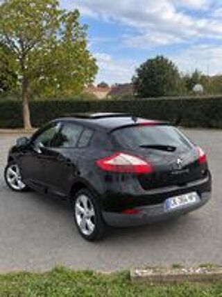 M&eacute;gane III dCi 110 Zen EDC E6 2011 occasion 49300 Cholet