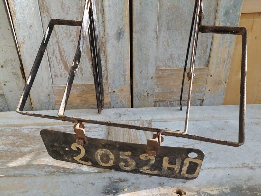 Ancien Porte-Bagages Plaque Moto Civile ou Militaire 