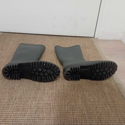 &agrave;   vendre bottes homme 20 02400 Château-thierry