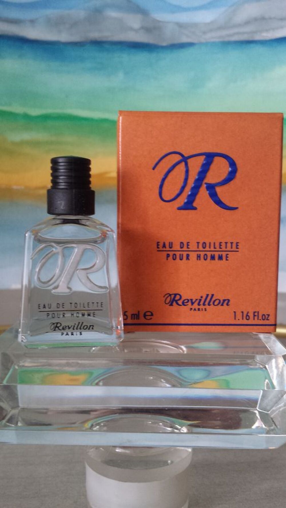 MINIATURE &quot;R&quot; DE REVILLON 