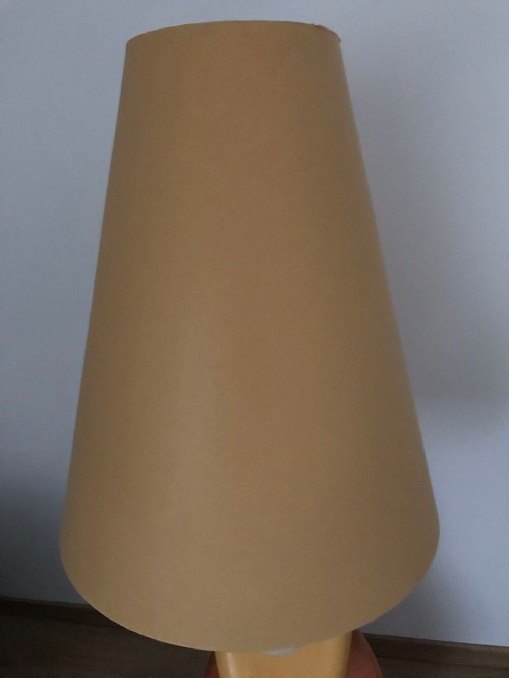 Luminaire de sol confection artisanale en tr&egrave;s bon &eacute;tat Dcoration