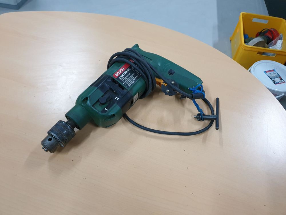 Perceuse bosch csb 700 2 e Bricolage