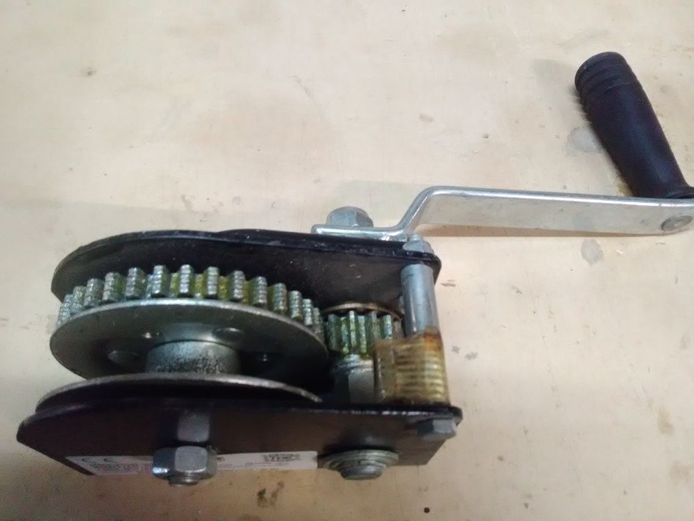 Treuil &agrave; main (sans c&acirc;ble)	
Bricolage