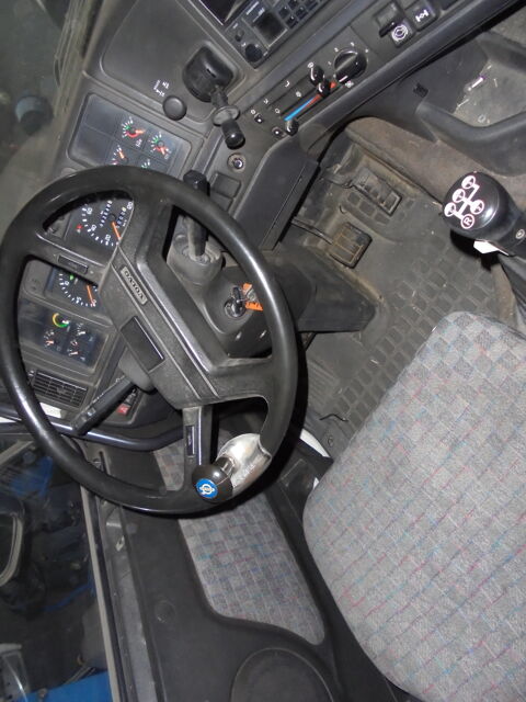 VOLVO Tracteur routier 1994 occasion R&eacute;quista 12170