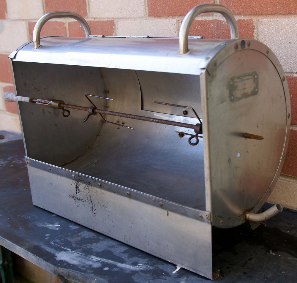 R&ocirc;tissoire de barbecue ou chemin&eacute;e Jardin
