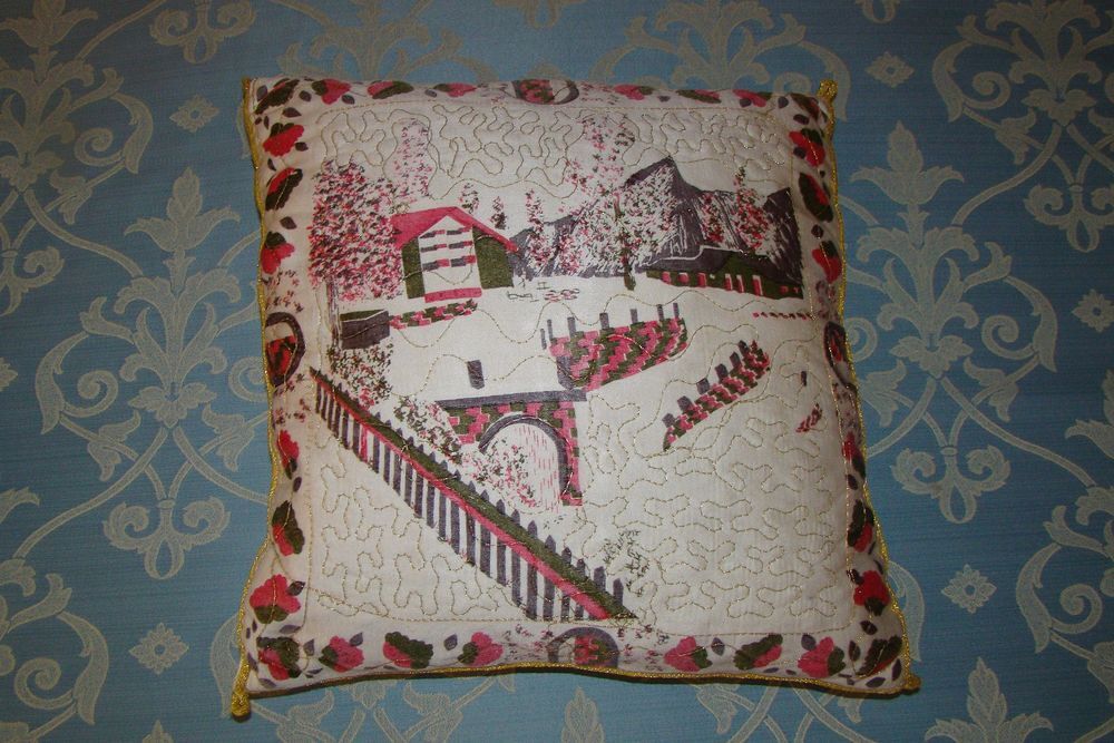 Lot de 2 coussins - vintage ann&eacute;es 1980	
Décoration