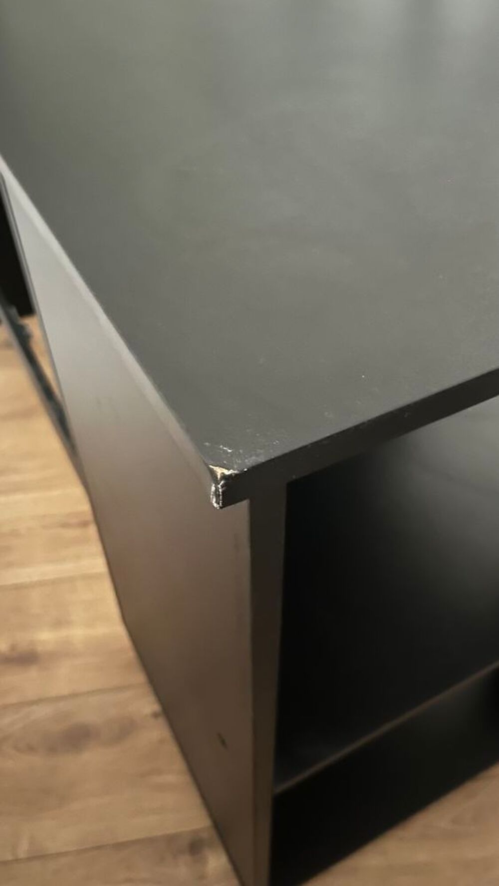 Bureau noir &agrave; roulettes Meubles