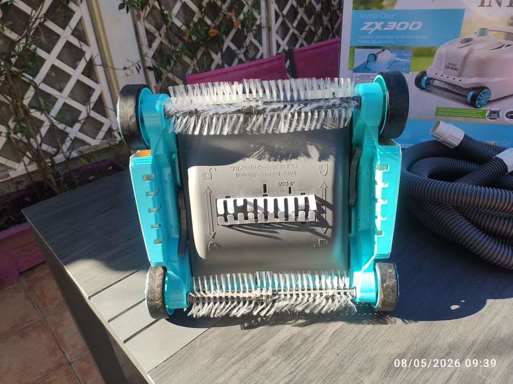 Robot nettoyeur pour piscine hors sol Jardin