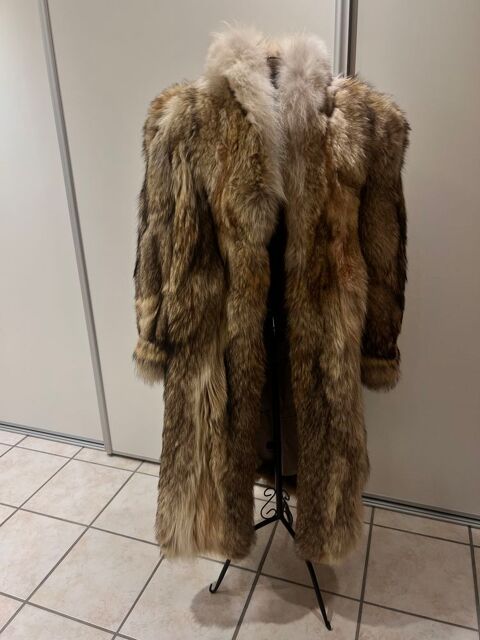 Manteau Loup v�ritable 750 Boutigny-sur-Essonne (91)