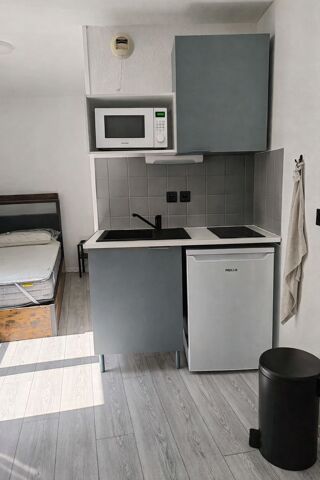  Appartement à louer 1 pièce 21 m²