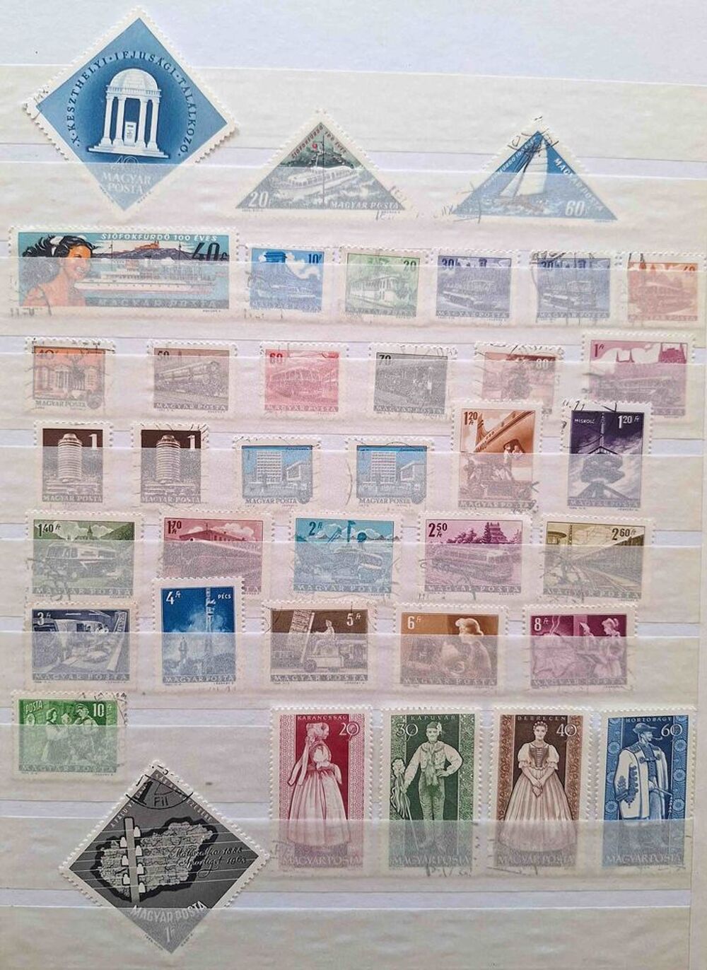S&eacute;rie de timbres de collection de Hongrie D 