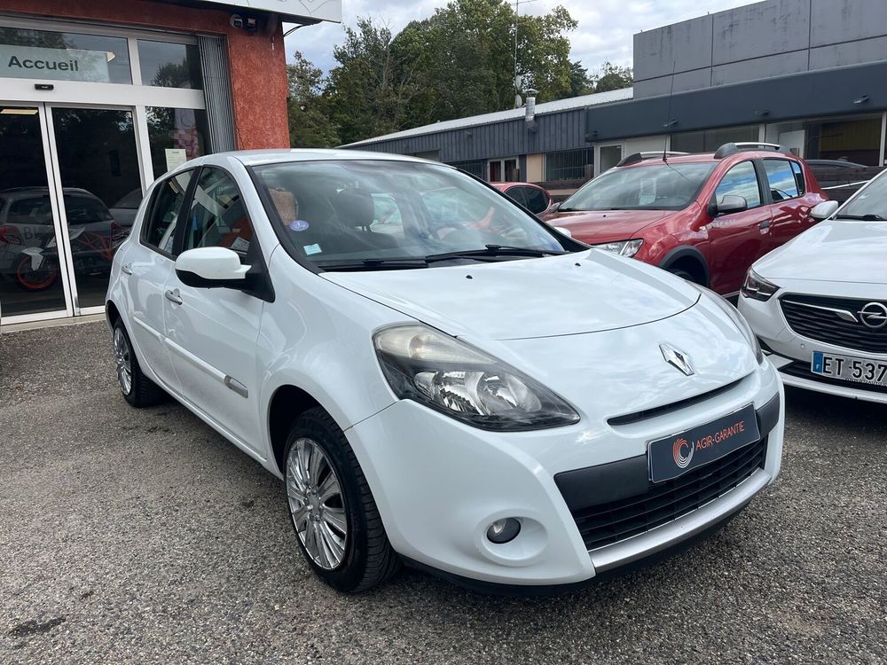 Clio III 1.2 16V 75 eco2 Expression Clim Euro 5 2011 occasion 82000 Montauban