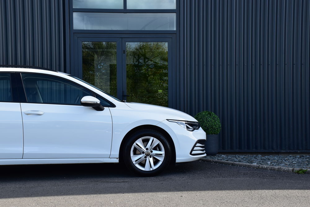 Golf SW 1.0 eTSI OPF 110 DSG7 Life Business 2023 occasion 56300 Pontivy