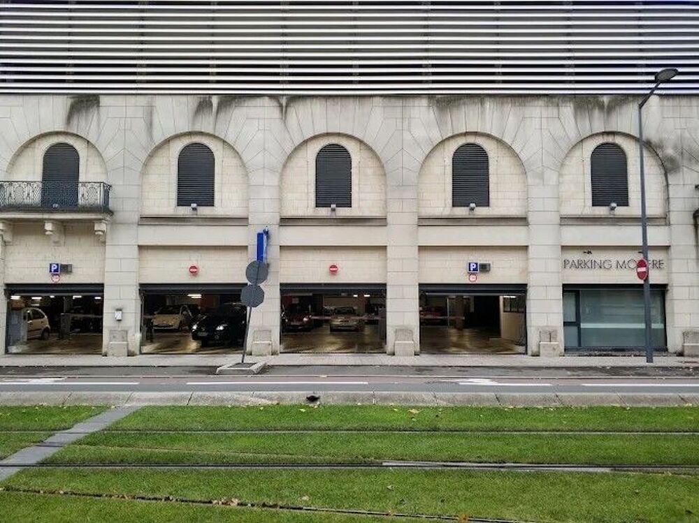 Vente Parking/Garage Rare à la Vente Parking Loué à Angers Excellent Rendement Angers