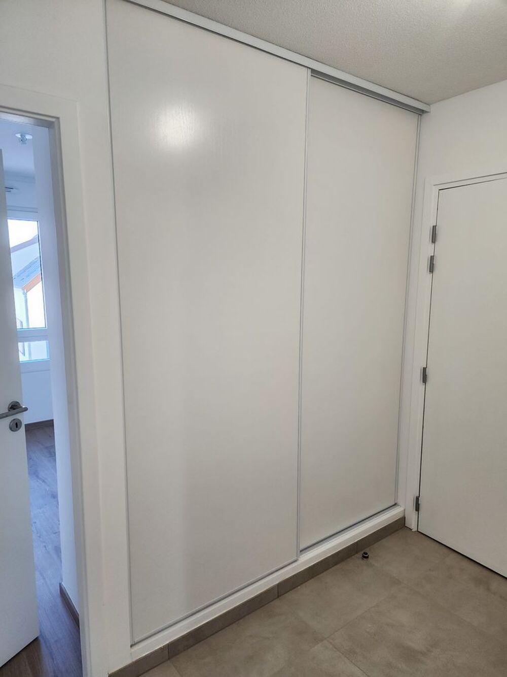 2 PORTES PLACARD NEUVES Meubles