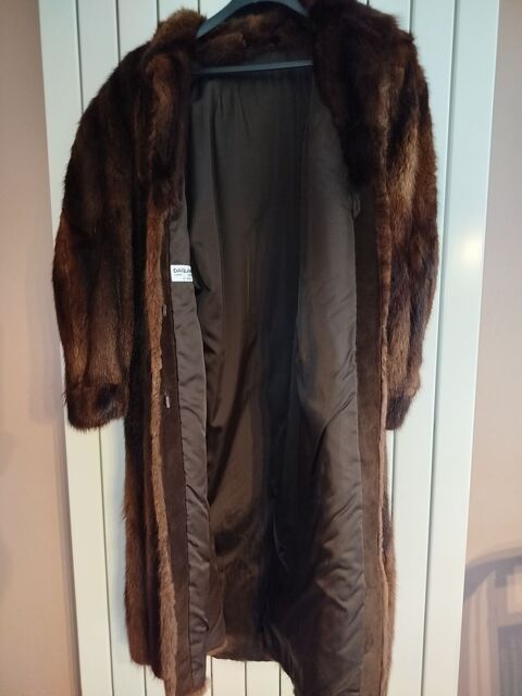 Manteau de fourrure de vison 200 Le Cateau-Cambr�sis (59)