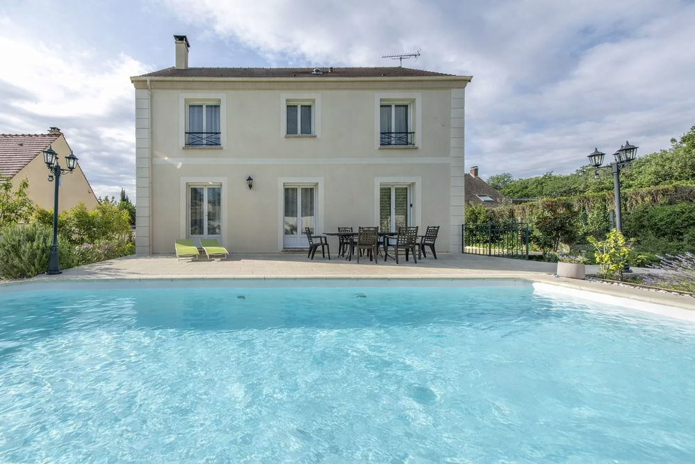 Vente Maison Maison avec piscine à deux pas de Fontainebleau Veneux-les-sablons