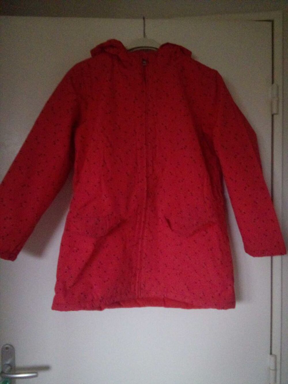 manteau,rouge a motif 12 ans Vêtements enfants
