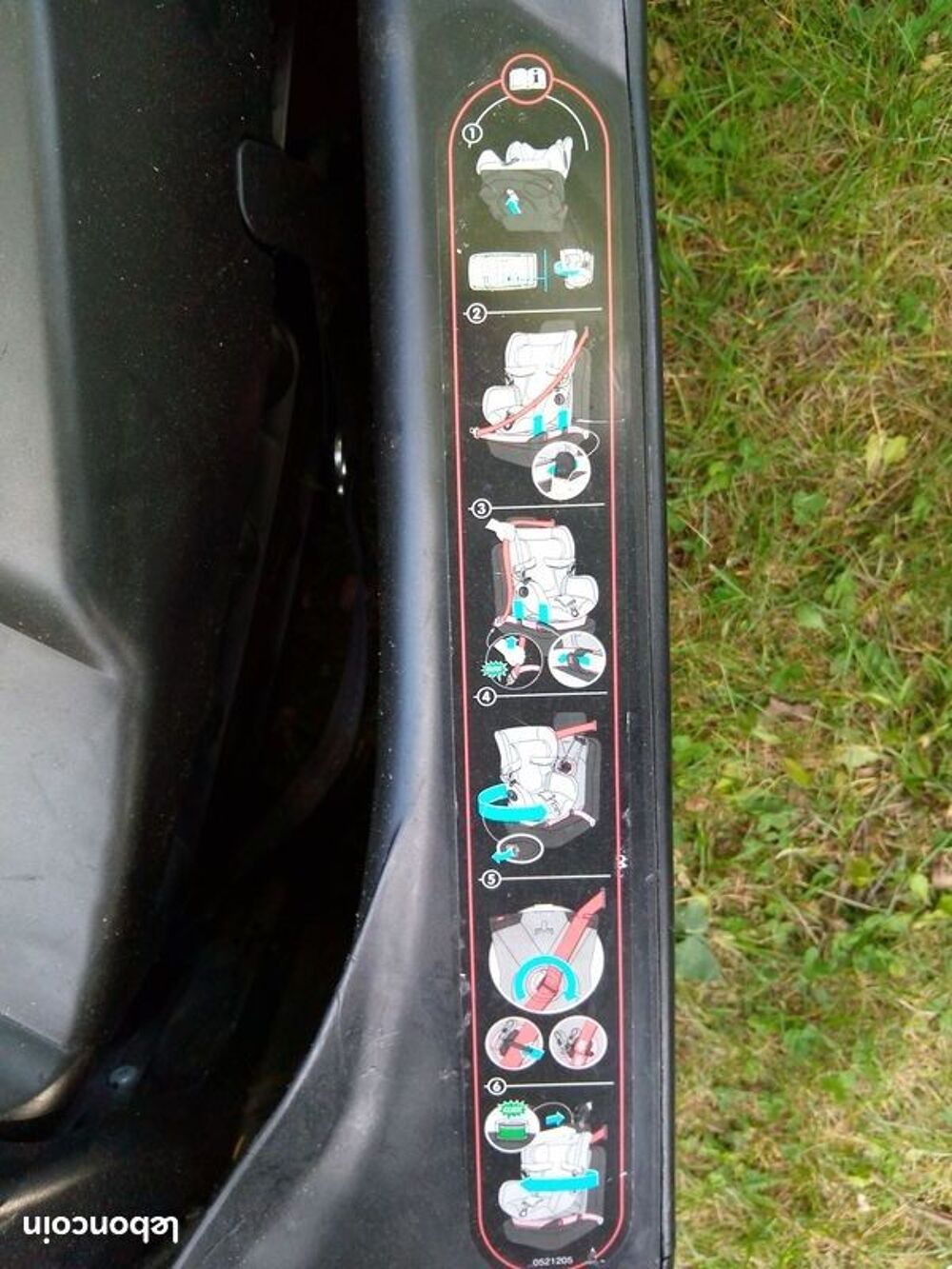 Si&egrave;ge auto B&eacute;b&eacute;confort Axiss Puériculture